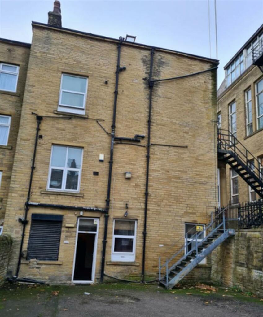 Additional image 8 of Mannville Terrace, Bradford