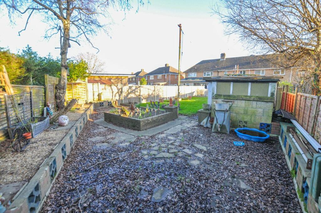 Additional image 12 of Wavell Avenue, Poole, BH17