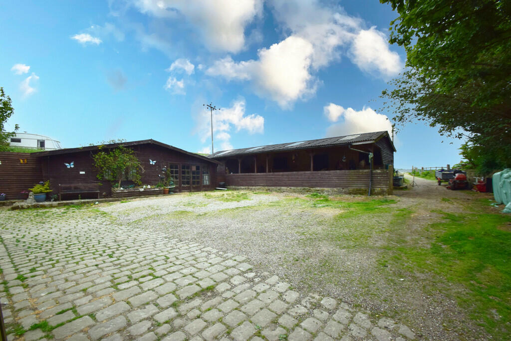 Additional image 44 of Larkfield, Riddlesden