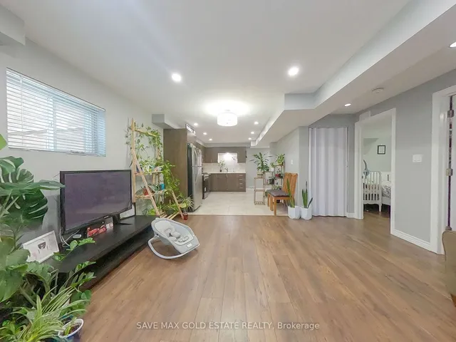 Additional image 26 of 51 Newcastle Crt