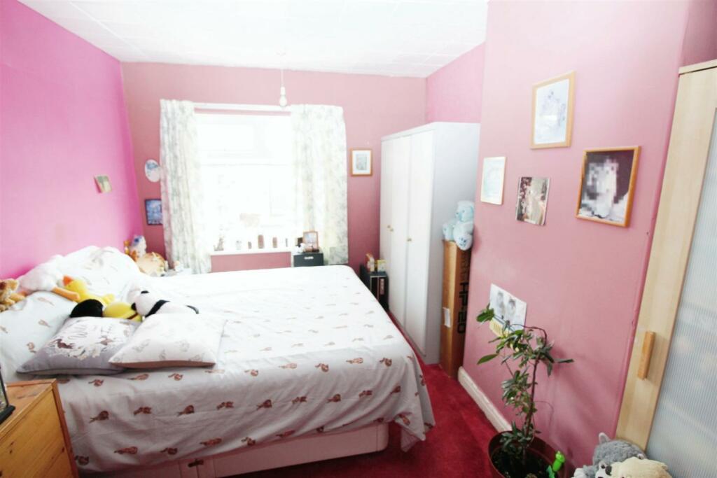 Additional image 7 of Draughton Grove, Bradford, BD5 9QH