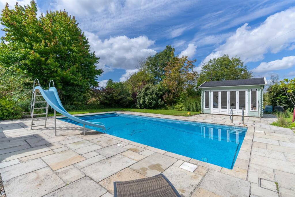 Additional image 18 of Loop Farm Road, Lytchett Matravers