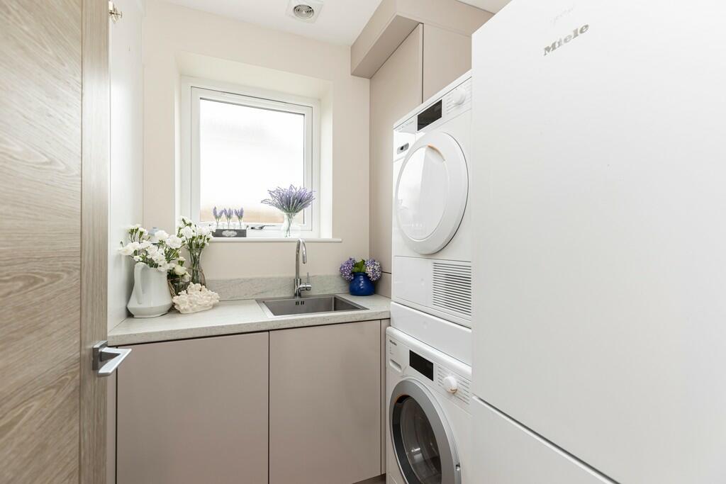 Additional image 5 of Sherwood Avenue, Whitecliff