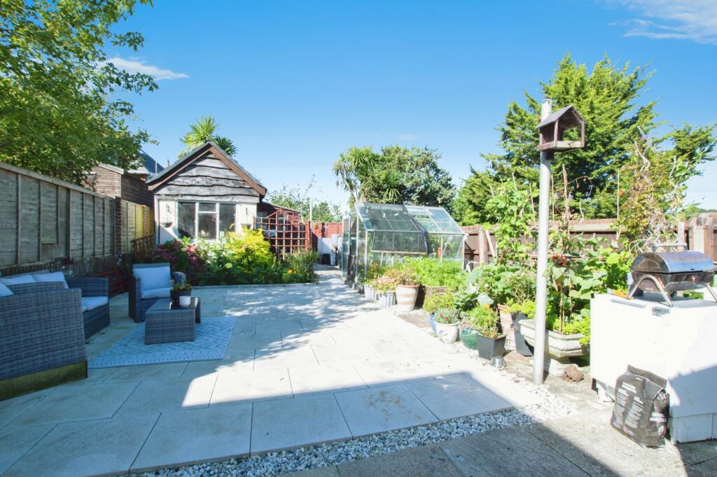 Additional image 19 of Cranbrook Road, Poole, BH12