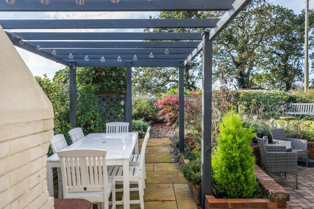 Additional image 33 of Whitecliff Road, Poole, BH14