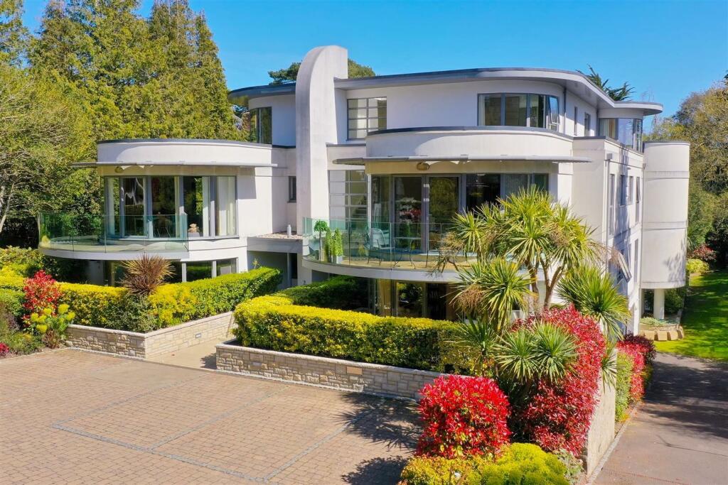 Bingham Avenue, Poole