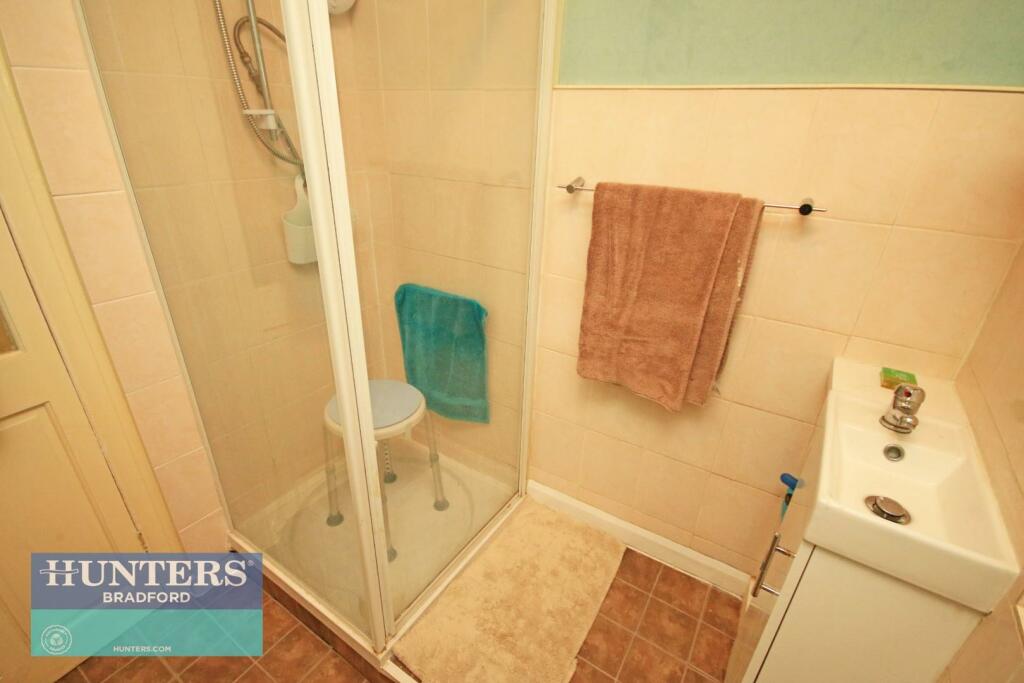 Additional image 17 of REF TN - Tyersal Avenue Tyersal, Bradford, West Yorkshire, BD4 8HJ