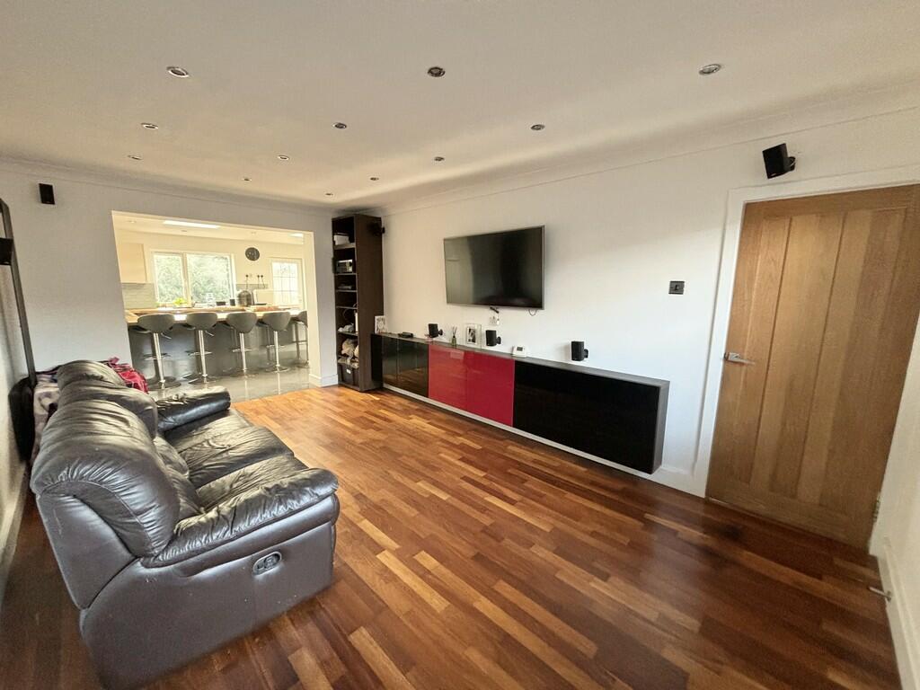 Additional image 5 of Kitchener Crescent, Poole