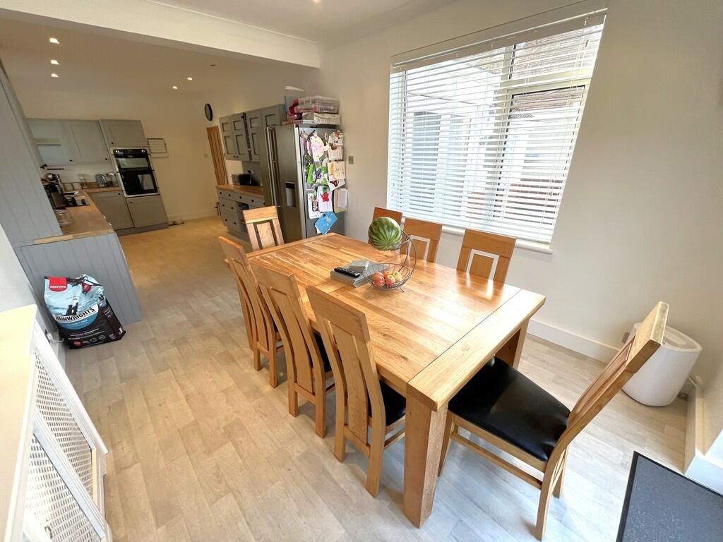 Additional image 14 of Stanley Green Road