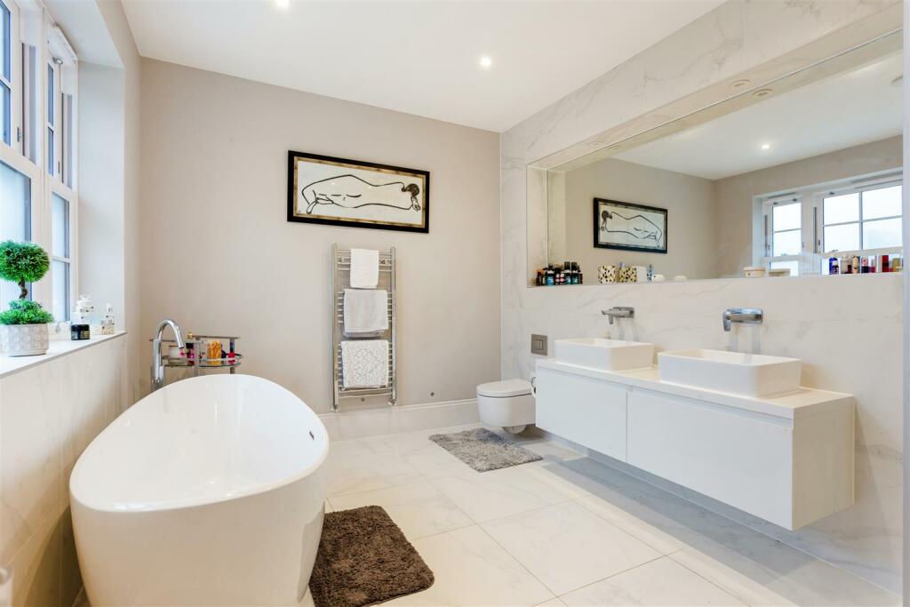 Additional image 16 of 4a Bingham Avenue, Poole