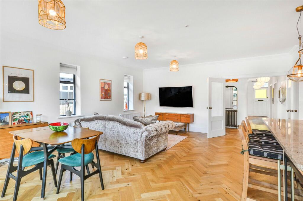 Additional image 4 of Sandbanks Road, Poole, Dorset, BH14