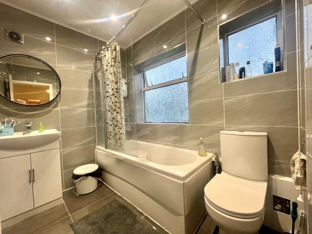 Additional image 3 of Glencoe Road, Poole