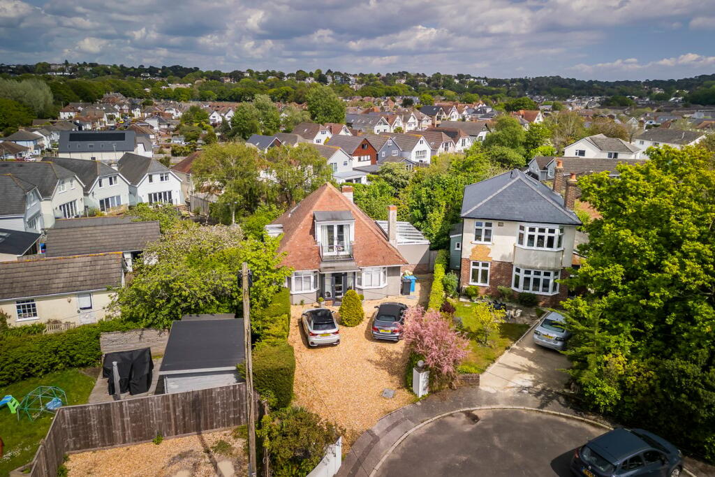 Additional image 24 of Castledene Crescent, Whitecliff, Poole, BH14