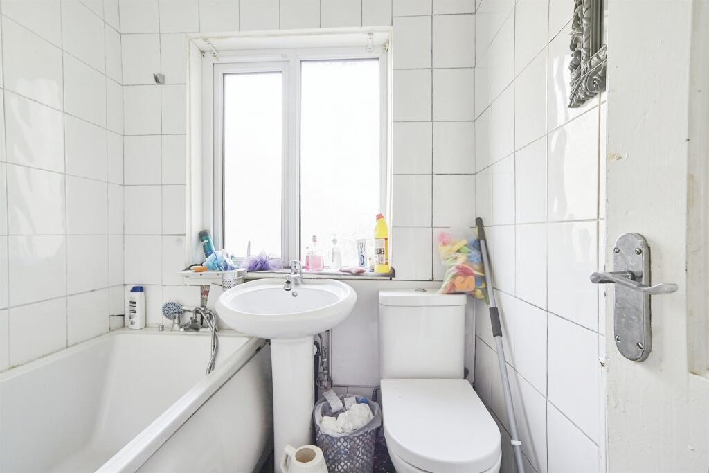 Additional image 17 of Flawith Drive, Bradford