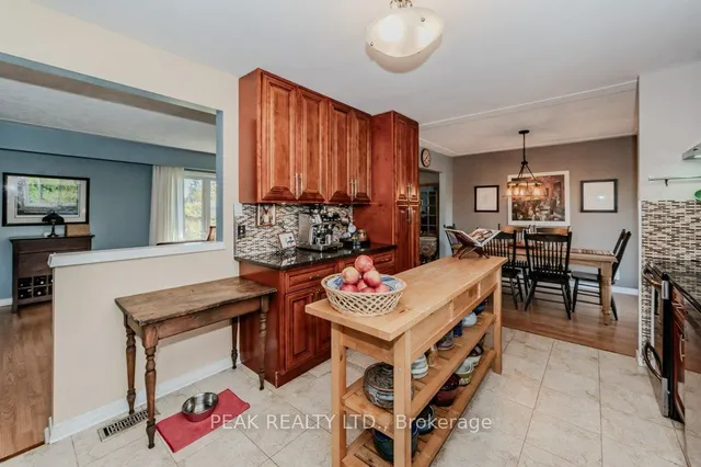 Additional image 14 of 88 Springbank Cres