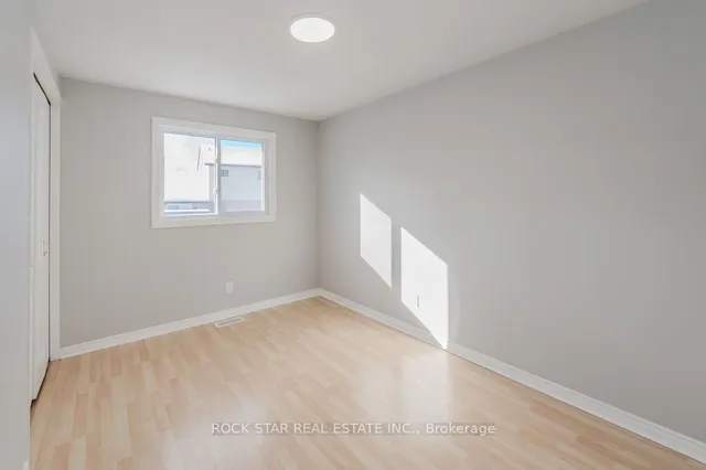 Additional image 14 of 55 West Acres Cres