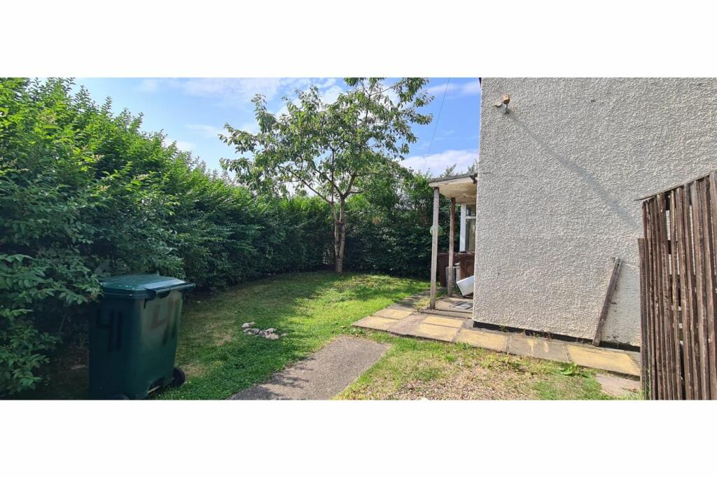 Additional image 16 of Dulverton Grove, Bradford, BD4