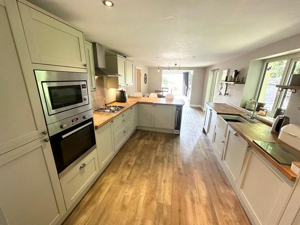 Additional image 40 of Hill Top Road, Hainworth