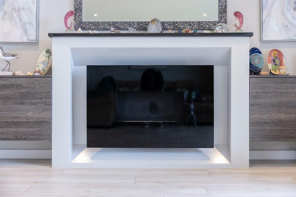 Additional image 13 of Banks Road, Sandbanks