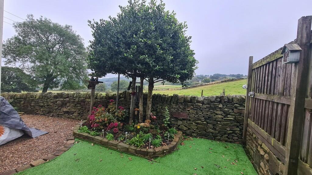 Additional image 30 of Lees Bank Hill, Cross Roads