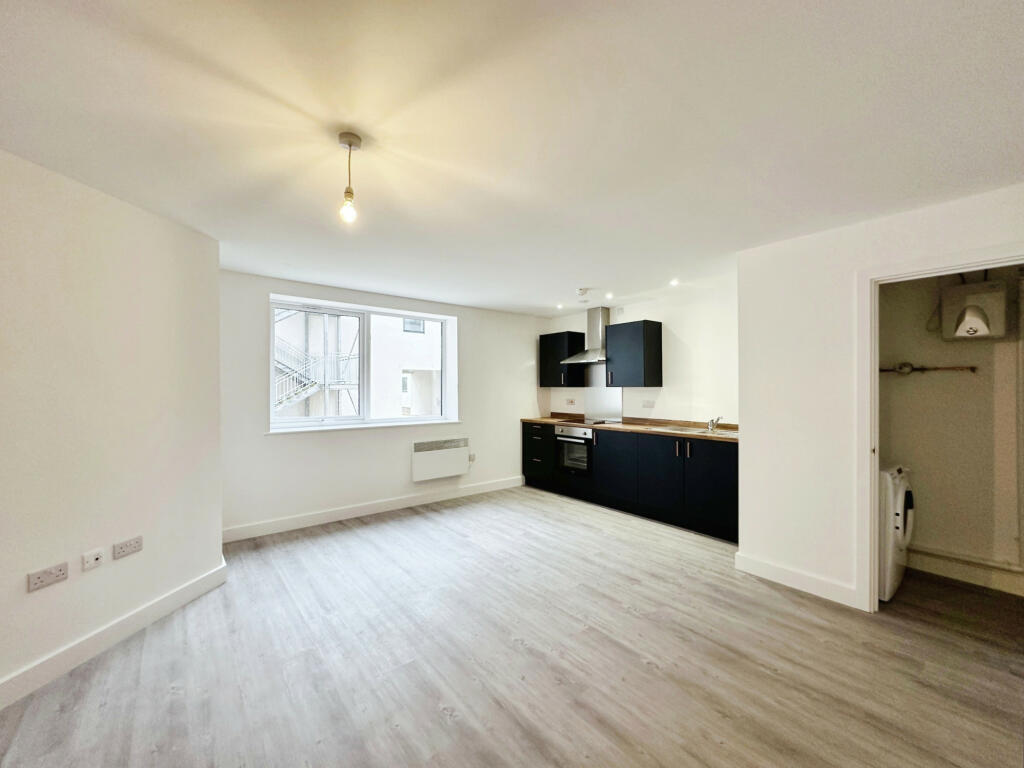 Additional image 2 of Bingley Road, Bradford, BD9