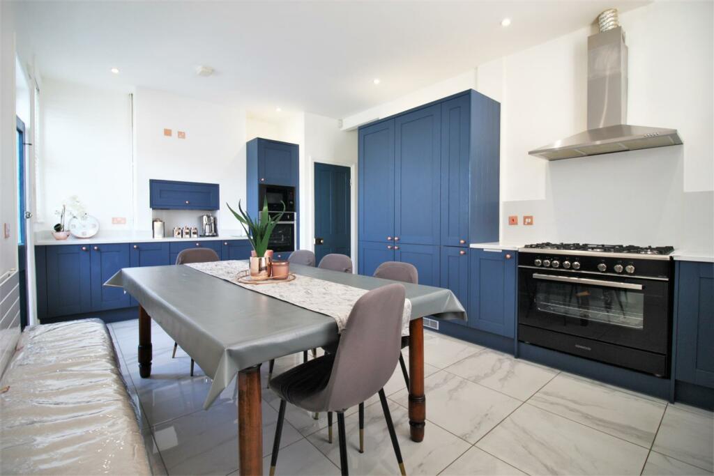 Additional image 24 of Kingsbridge Road, Poole