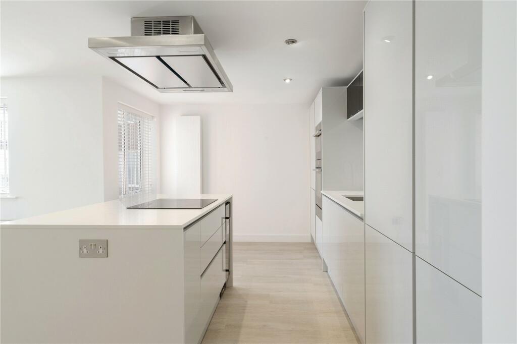 Additional image 8 of Cliff Drive, Canford Cliffs, Poole, BH13