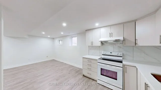 Additional image 26 of 13 Cavendish Cres