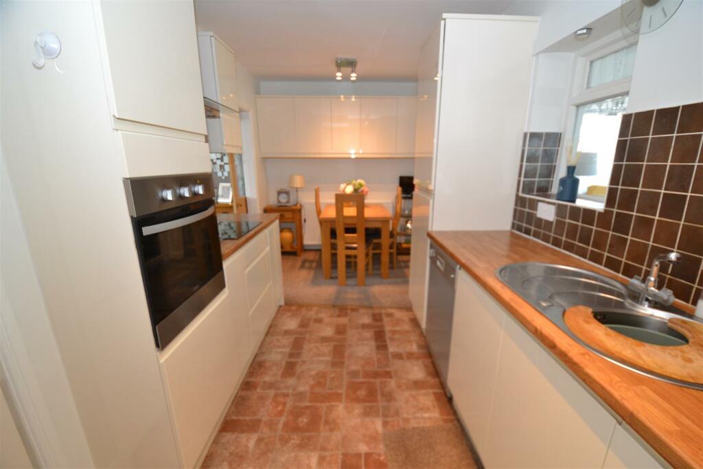 Additional image 3 of Broughton Avenue, Bierley, Bradford