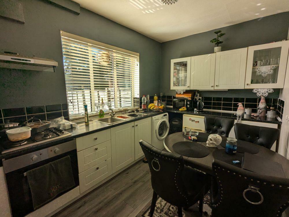 Additional image 9 of 34, Laverton Road Bradford, BD4 7RD