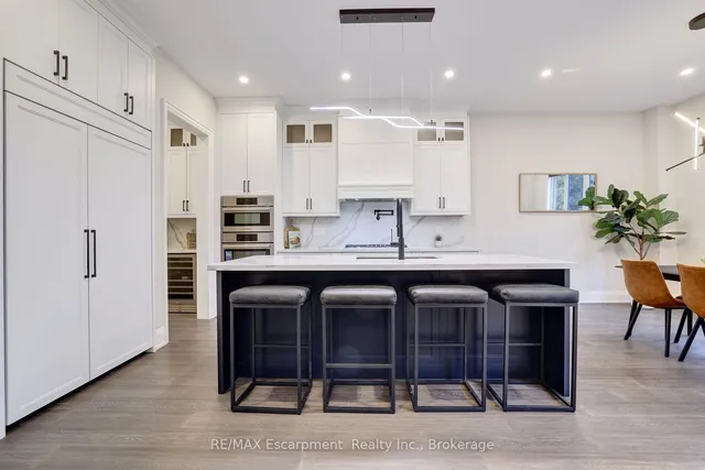 Additional image 7 of 560 Woodview Rd