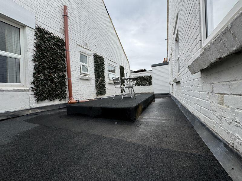 Additional image 16 of Sandbanks Peninsula - TWO 3&4 BEDROOM APARTMENTS OVER FREEHOLD COMMERCIAL