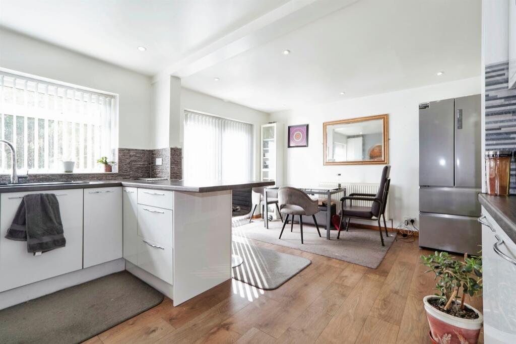 Additional image 4 of Deanwood Avenue, Allerton, Bradford