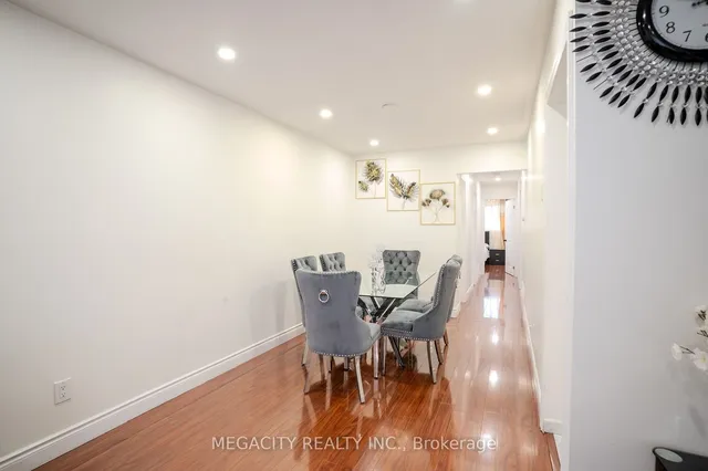 Additional image 21 of 7800 Priory Cres