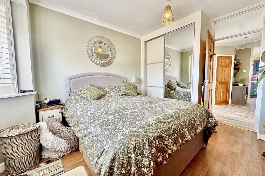 Additional image 10 of Creekmoor