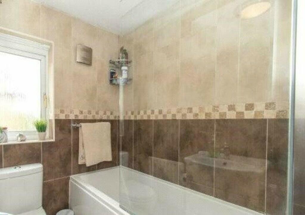 Additional image 5 of Hopefield Way, Bradford