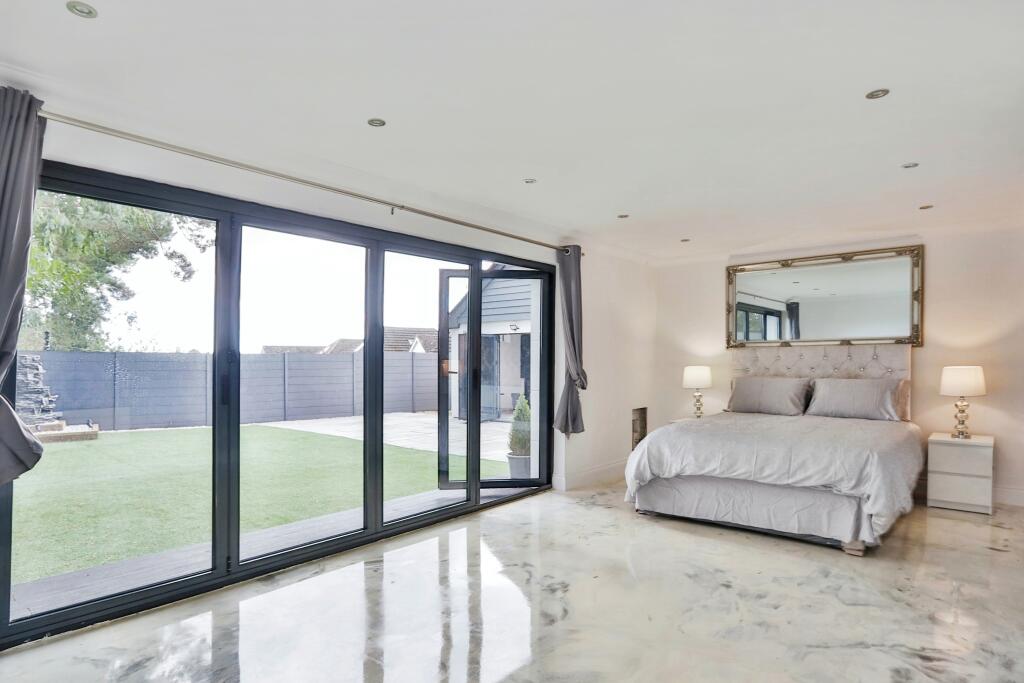 Additional image 11 of Moorland Crescent, Poole, BH16