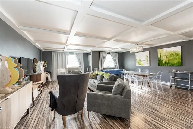 Additional image 25 of 64 Benton St Unit 303