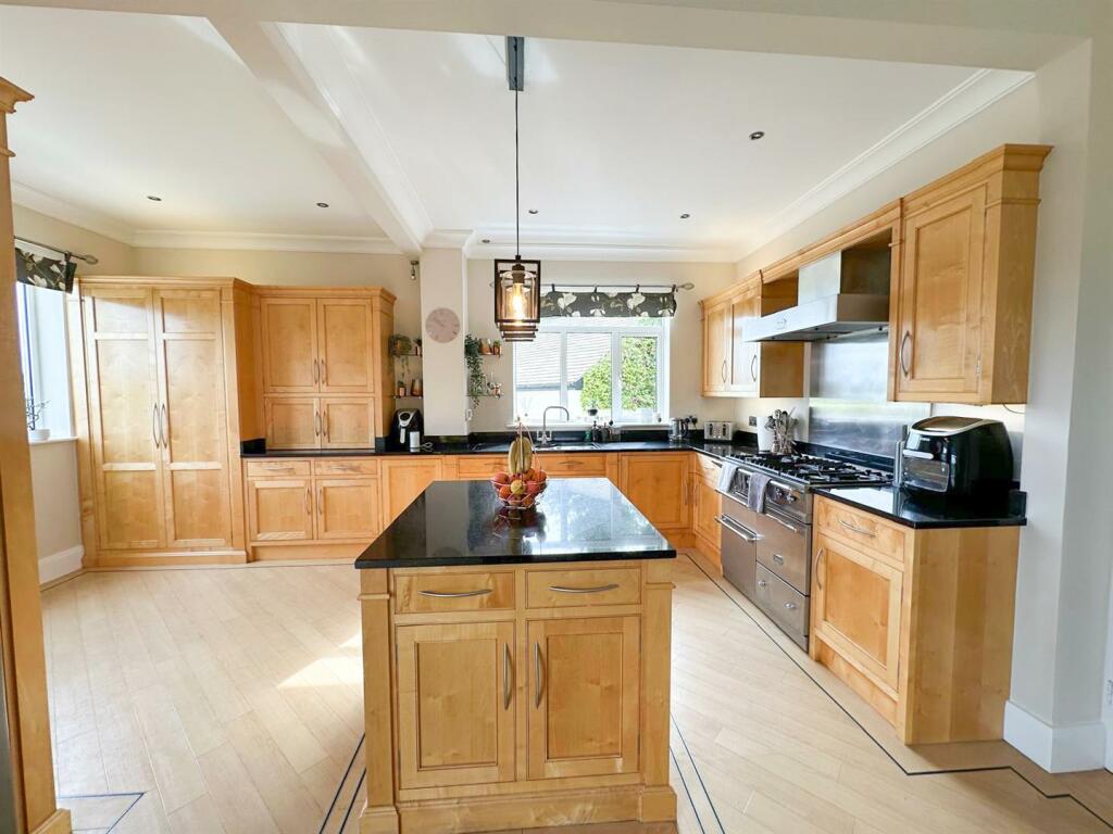 Additional image 9 of Park Road, Cross Hills,