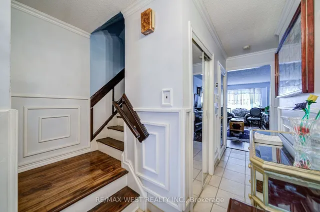 Additional image 6 of 7475 Goreway Dr Unit 18