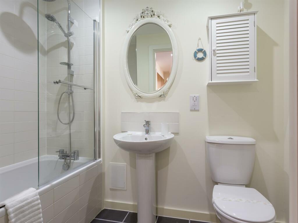 Additional image 3 of High Street, Poole