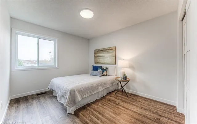 Additional image 14 of 468 Doon South Dr Unit 4