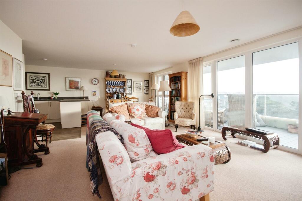 Additional image 8 of Horizons, Churchfield Road, Poole, Dorset, BH15 2FR