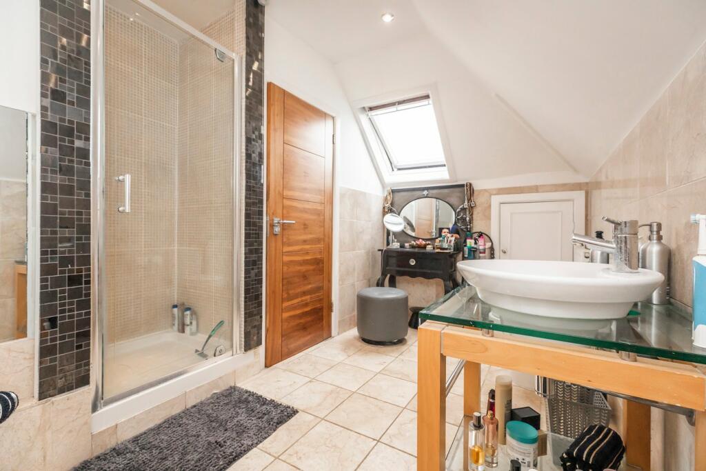 Additional image 19 of Castledene Crescent, Whitecliff, Poole, BH14