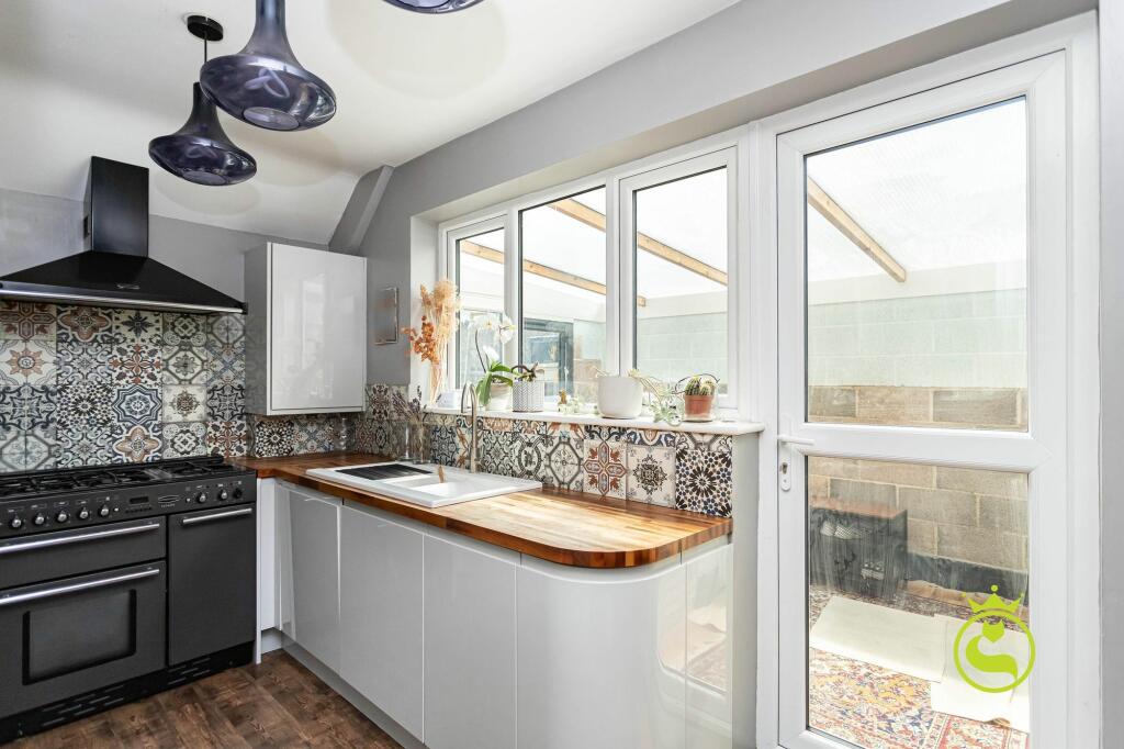 Additional image 23 of Victoria Road, Poole, BH12