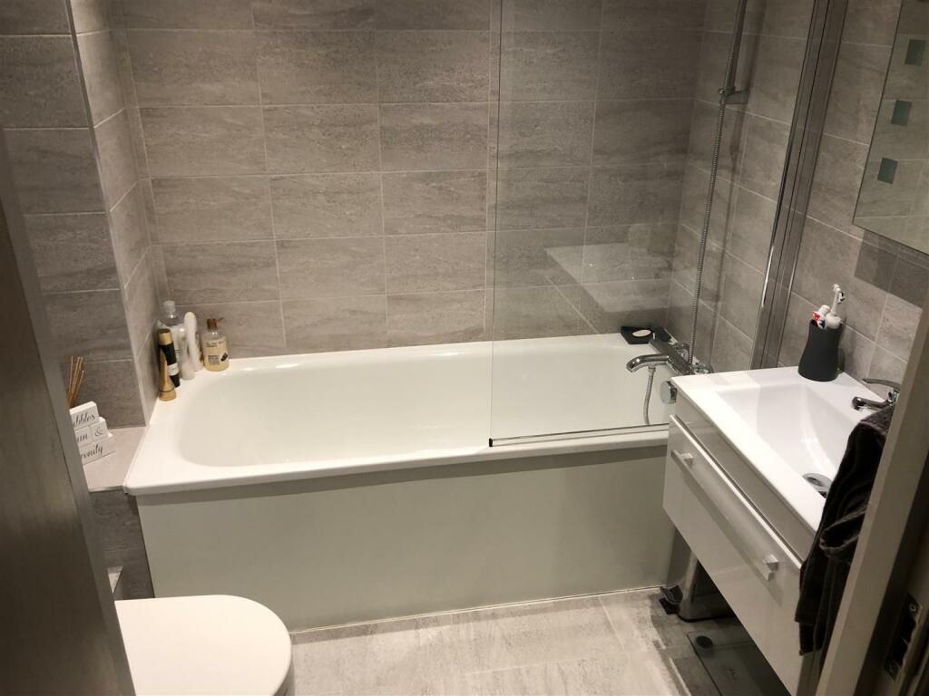 Additional image 3 of Southcote Road