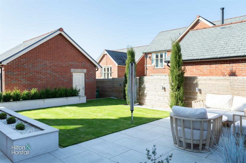 Additional image 33 of Grenfell Gardens, Colne