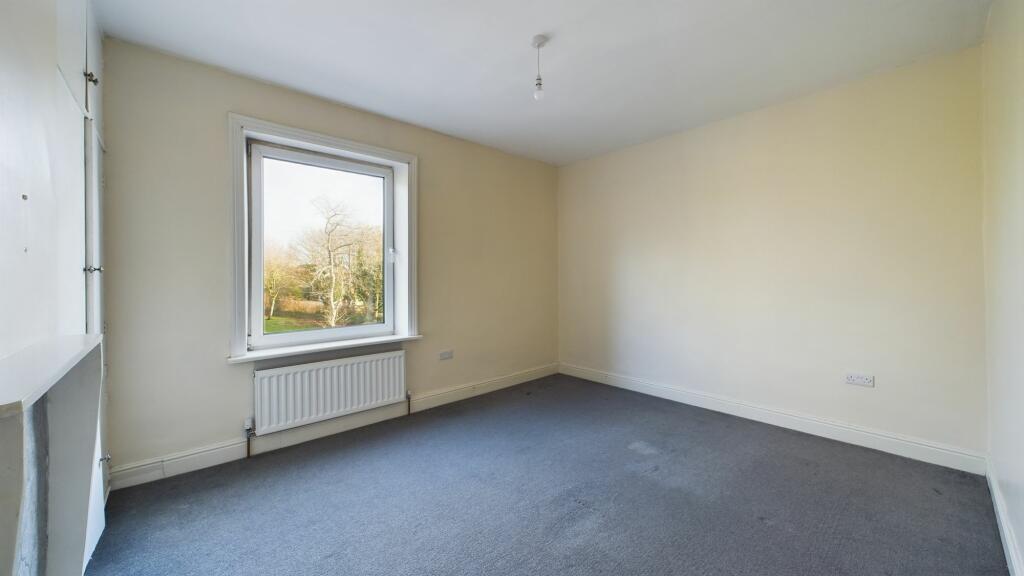 Additional image 10 of Cleckheaton Road, Bradford, BD6