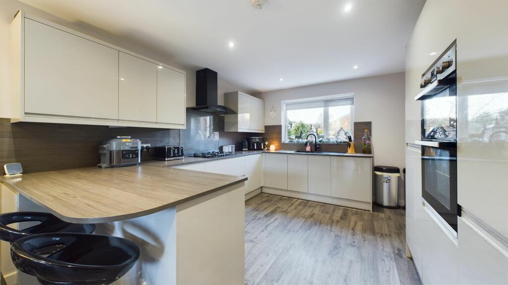 Additional image 6 of Wastwater Drive, Bradford, BD6