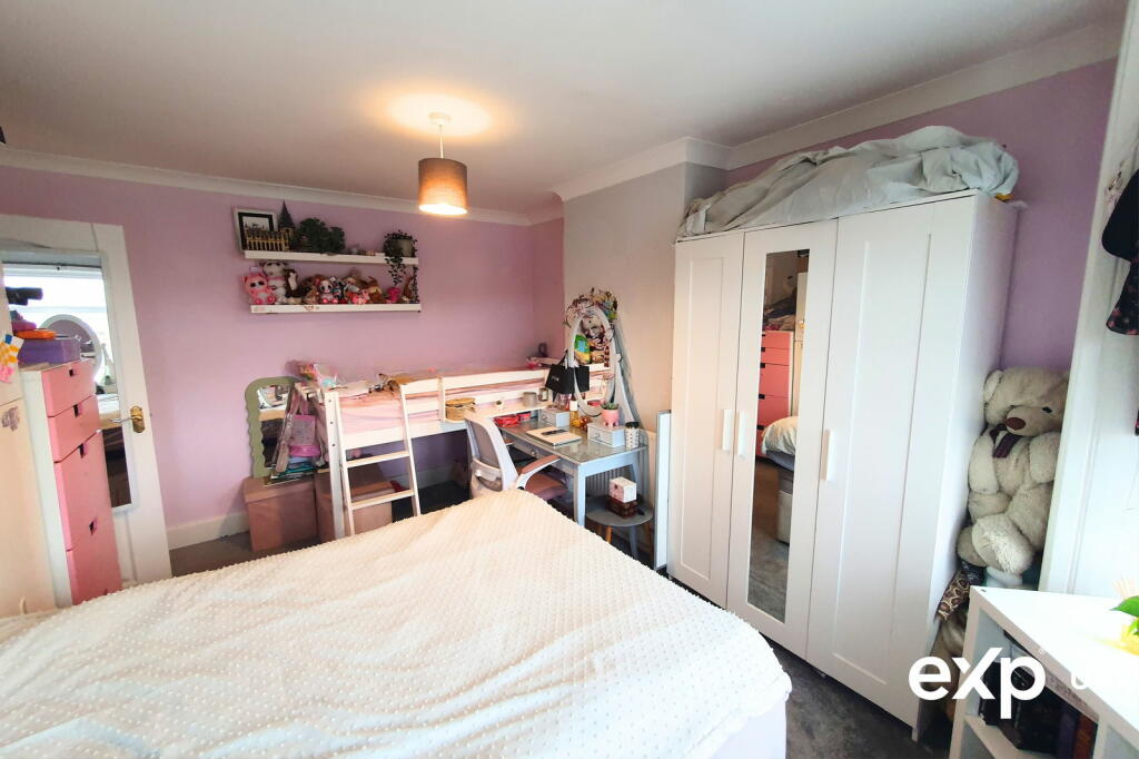 Additional image 11 of Walking Distance of Hamworthy Park / Sea Front - Family Home with South Facing Garden